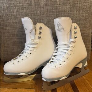 Jackson Ultima Finesse Figure Ice Skates